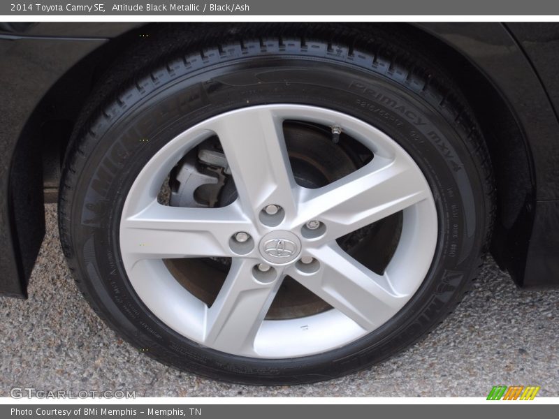 Attitude Black Metallic / Black/Ash 2014 Toyota Camry SE