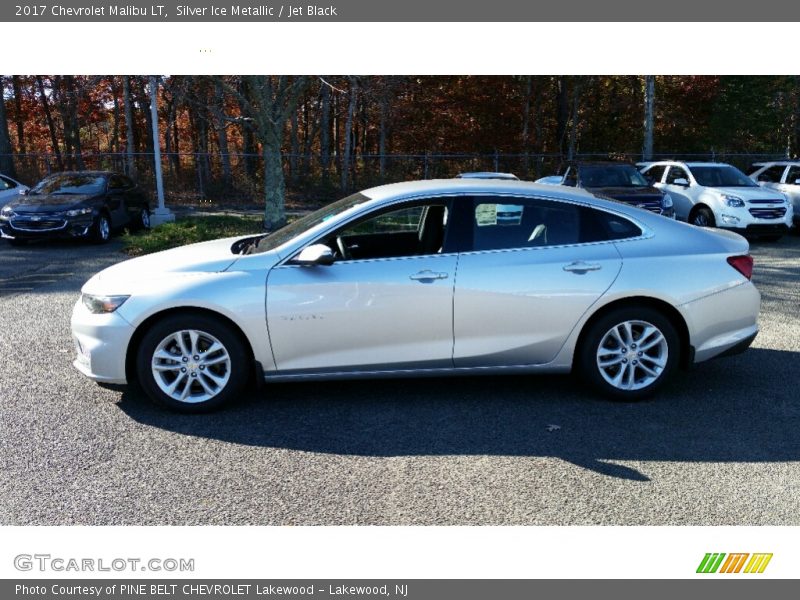 Silver Ice Metallic / Jet Black 2017 Chevrolet Malibu LT