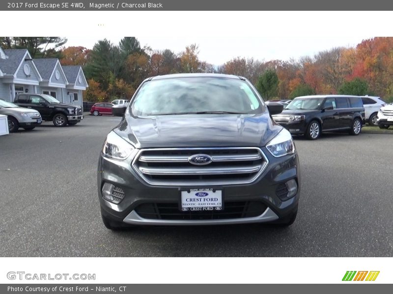 Magnetic / Charcoal Black 2017 Ford Escape SE 4WD