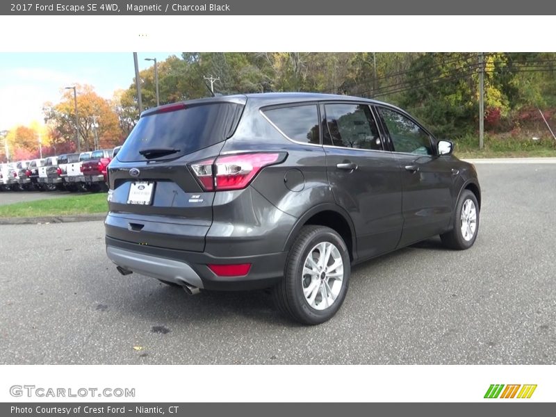 Magnetic / Charcoal Black 2017 Ford Escape SE 4WD