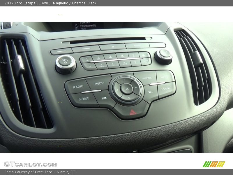 Magnetic / Charcoal Black 2017 Ford Escape SE 4WD