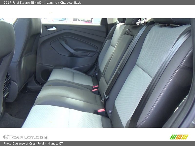 Magnetic / Charcoal Black 2017 Ford Escape SE 4WD