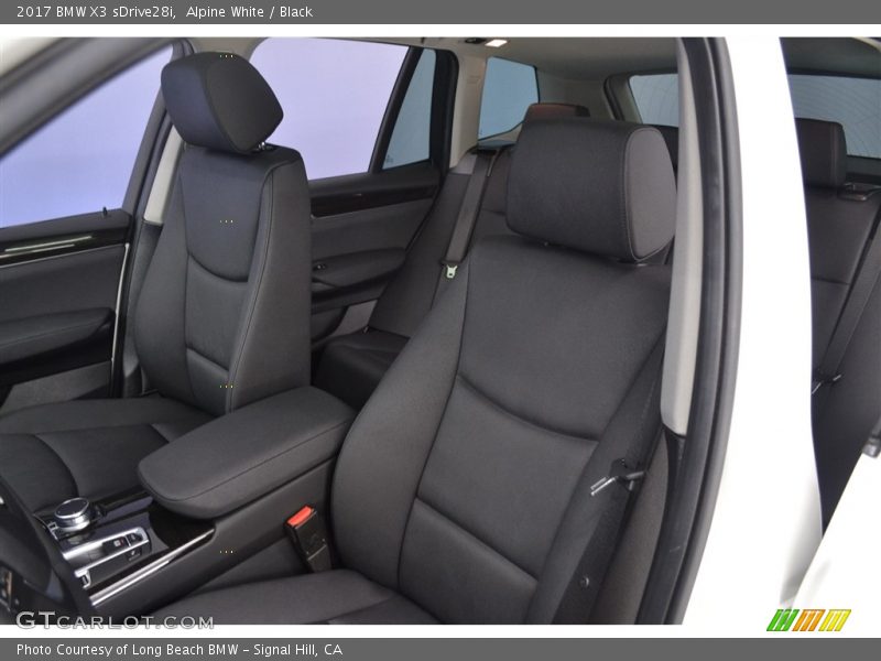 Alpine White / Black 2017 BMW X3 sDrive28i