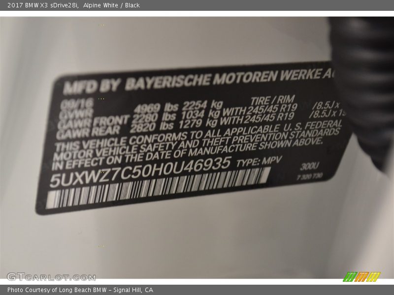 Alpine White / Black 2017 BMW X3 sDrive28i