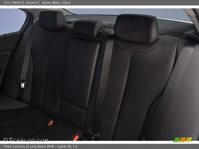 Alpine White / Black 2017 BMW X5 sDrive35i