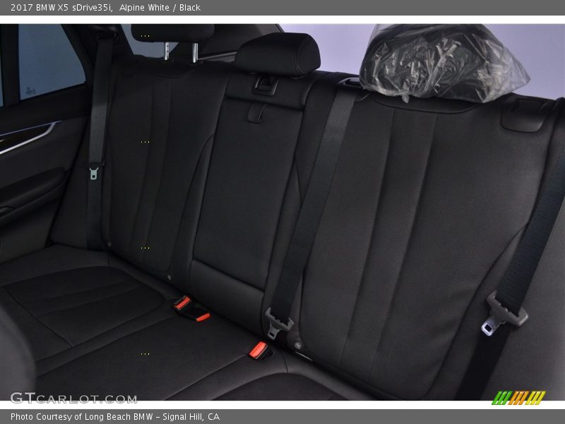 Alpine White / Black 2017 BMW X5 sDrive35i