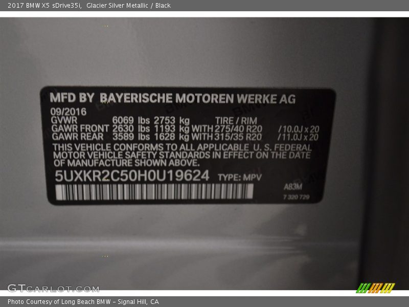 Glacier Silver Metallic / Black 2017 BMW X5 sDrive35i