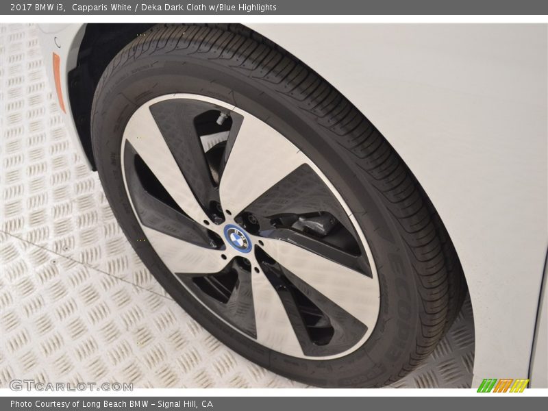 Capparis White / Deka Dark Cloth w/Blue Highlights 2017 BMW i3
