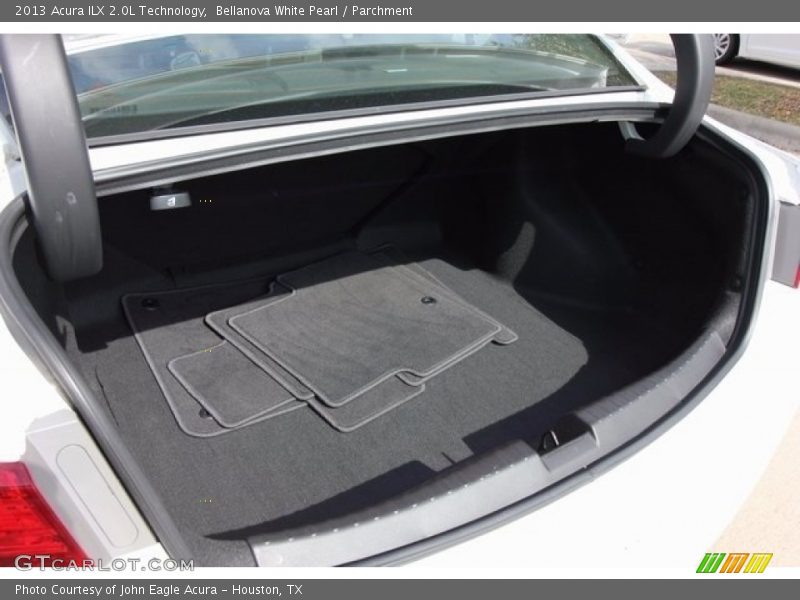 Bellanova White Pearl / Parchment 2013 Acura ILX 2.0L Technology