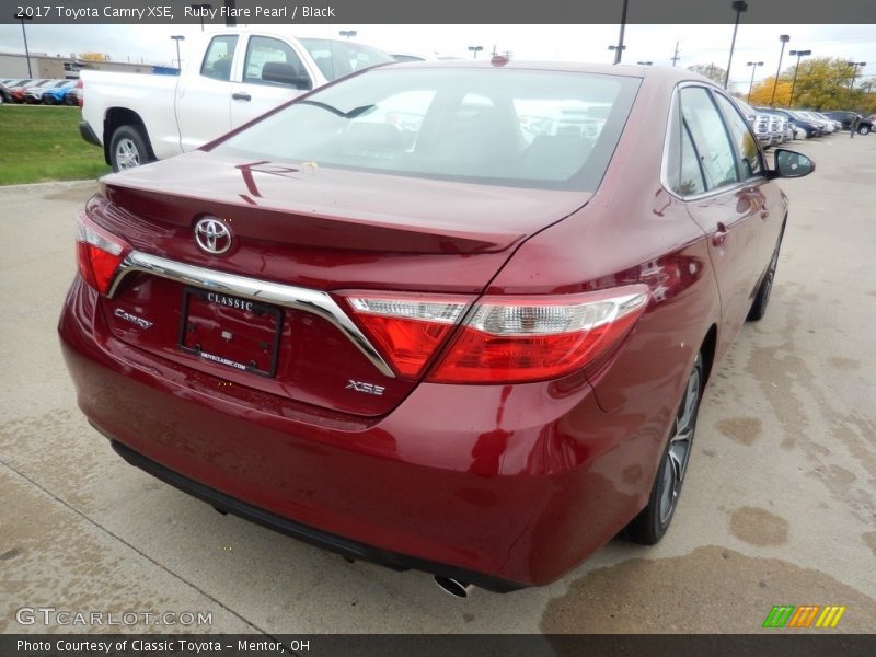 Ruby Flare Pearl / Black 2017 Toyota Camry XSE