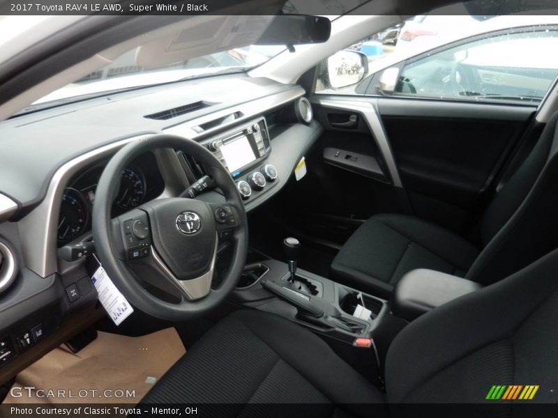 Super White / Black 2017 Toyota RAV4 LE AWD