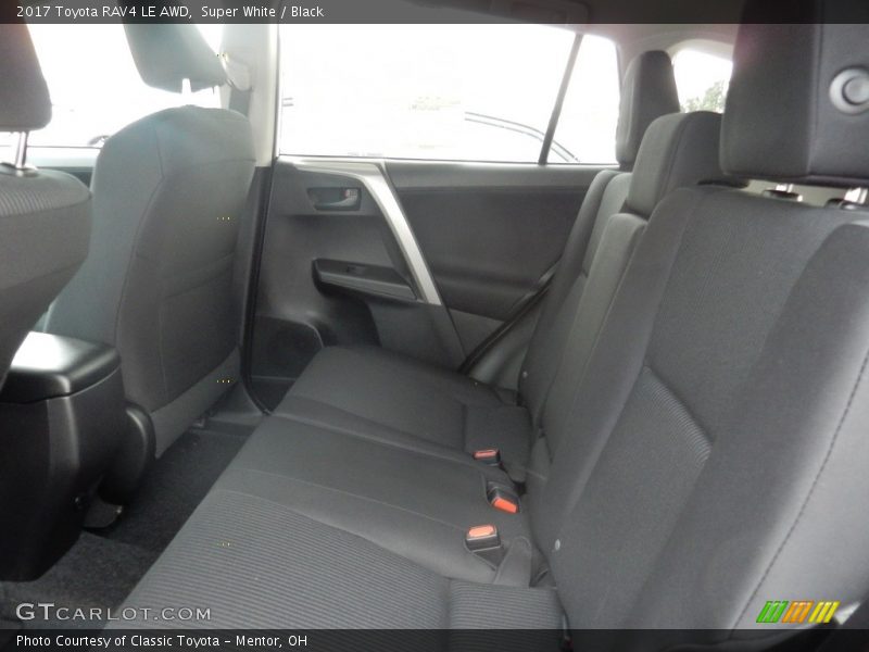 Super White / Black 2017 Toyota RAV4 LE AWD