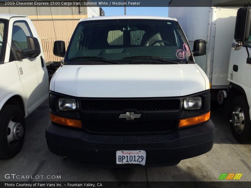 Summit White / Medium Pewter 2009 Chevrolet Express 1500 Cargo Van