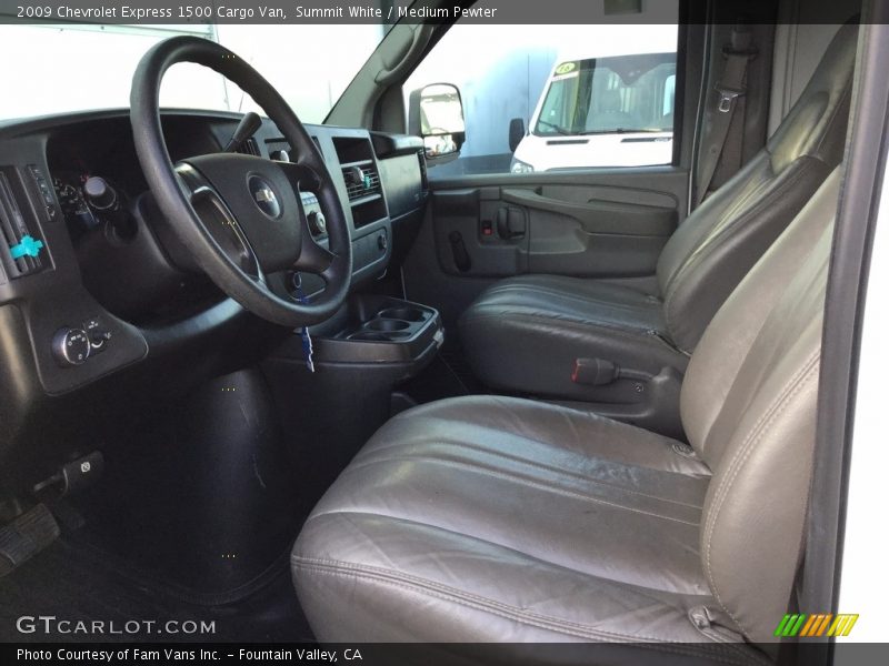 Summit White / Medium Pewter 2009 Chevrolet Express 1500 Cargo Van