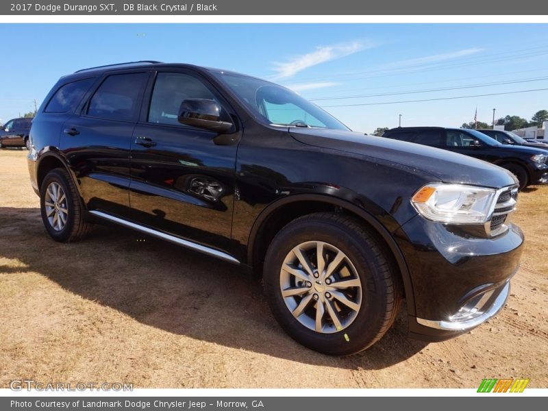 DB Black Crystal / Black 2017 Dodge Durango SXT