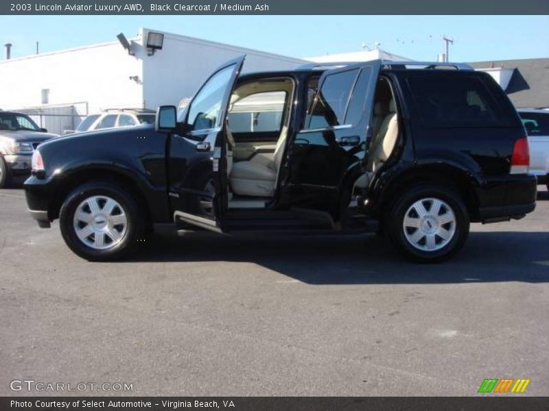 Black Clearcoat / Medium Ash 2003 Lincoln Aviator Luxury AWD