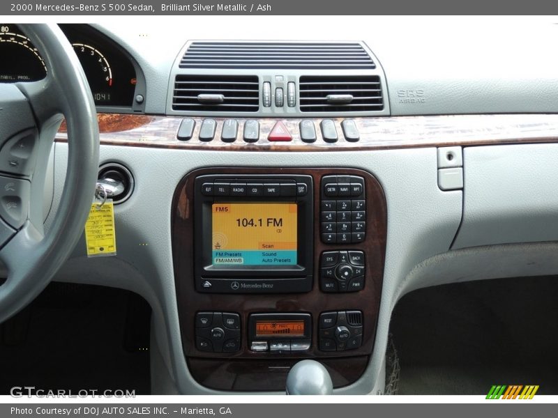 Brilliant Silver Metallic / Ash 2000 Mercedes-Benz S 500 Sedan