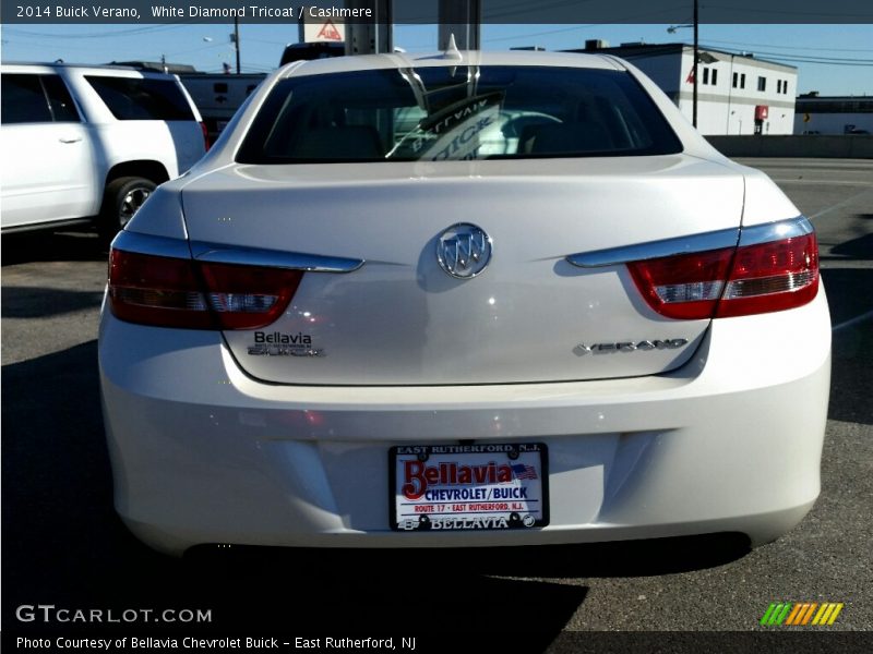 White Diamond Tricoat / Cashmere 2014 Buick Verano