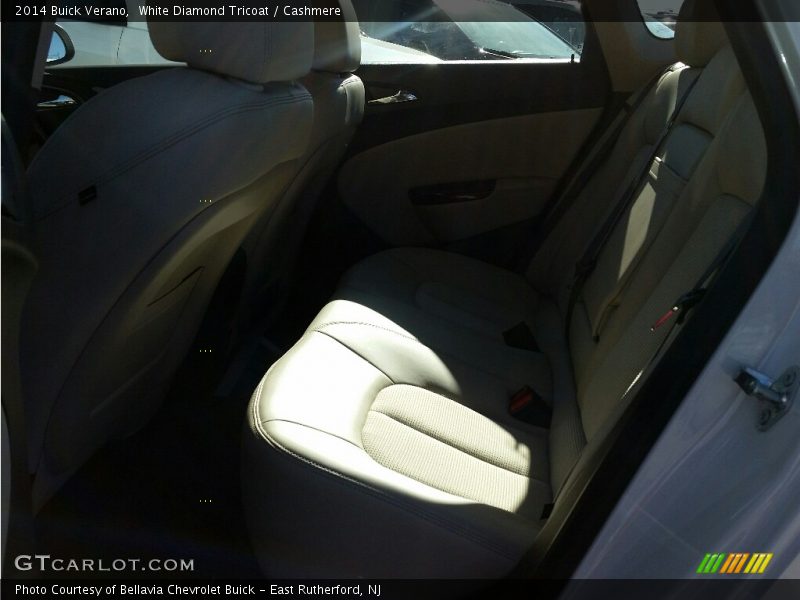 White Diamond Tricoat / Cashmere 2014 Buick Verano