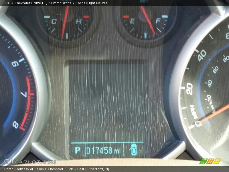 Summit White / Cocoa/Light Neutral 2014 Chevrolet Cruze LT