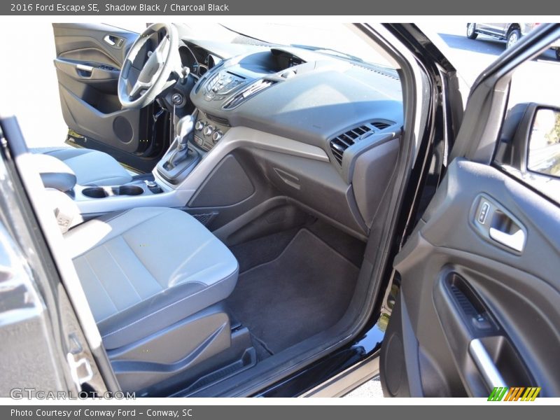 Shadow Black / Charcoal Black 2016 Ford Escape SE