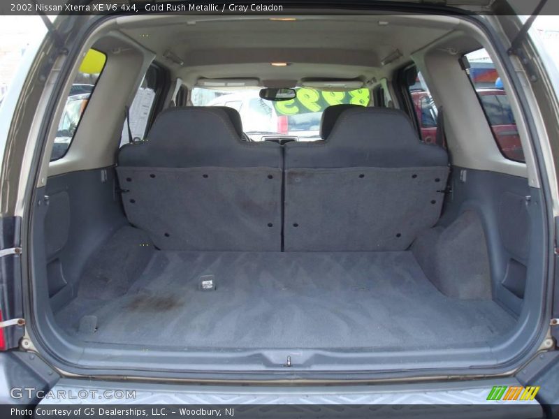 Gold Rush Metallic / Gray Celadon 2002 Nissan Xterra XE V6 4x4