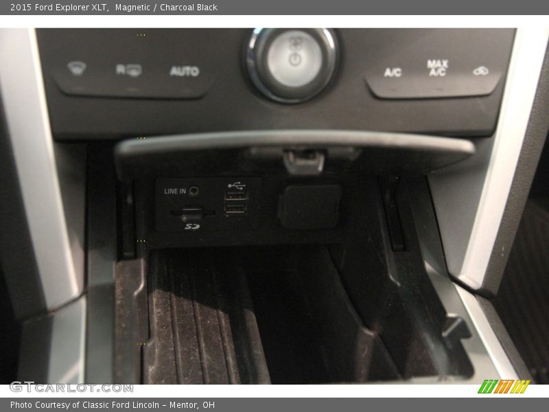 Magnetic / Charcoal Black 2015 Ford Explorer XLT