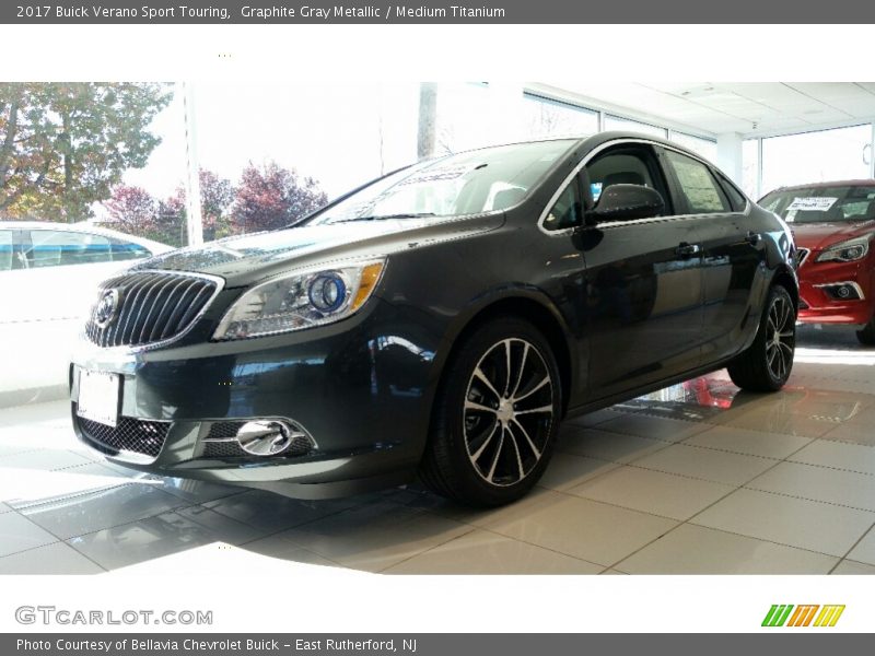 Front 3/4 View of 2017 Verano Sport Touring