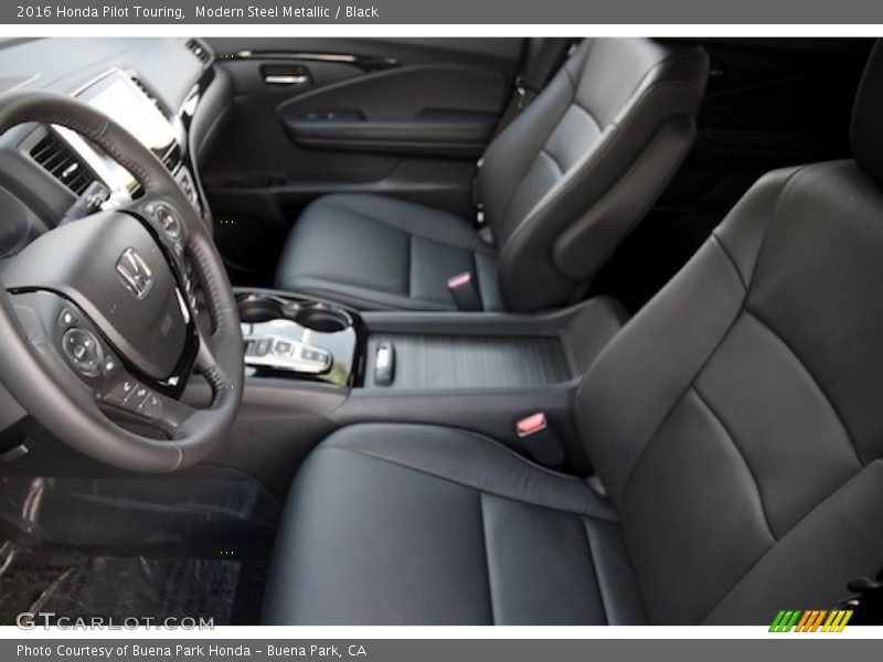 Modern Steel Metallic / Black 2016 Honda Pilot Touring