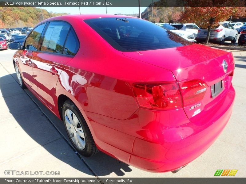 Tornado Red / Titan Black 2013 Volkswagen Jetta S Sedan