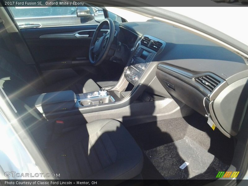 Oxford White / Ebony 2017 Ford Fusion SE