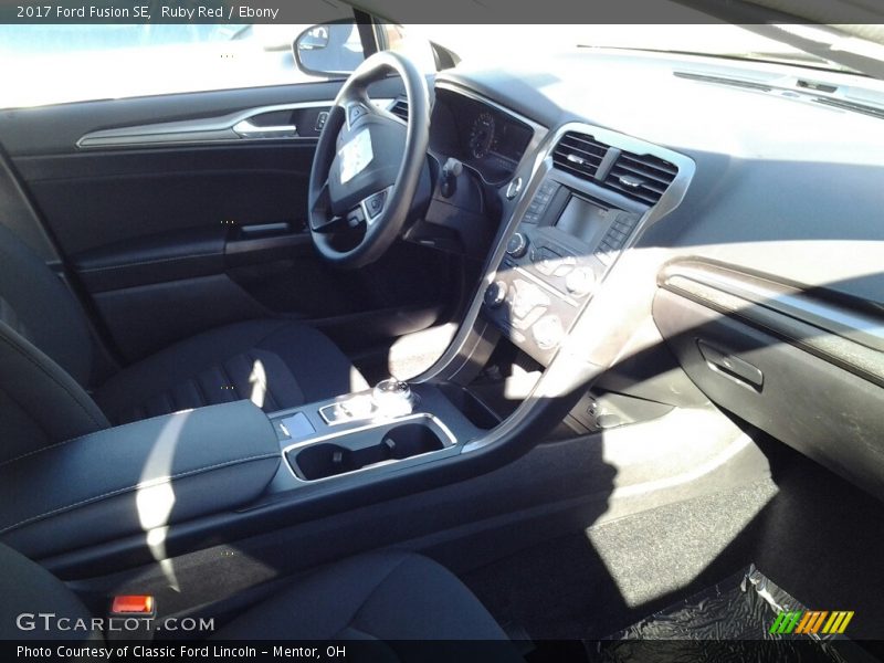 Ruby Red / Ebony 2017 Ford Fusion SE