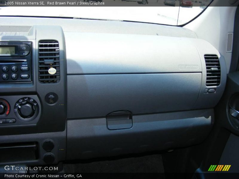 Red Brawn Pearl / Steel/Graphite 2005 Nissan Xterra SE