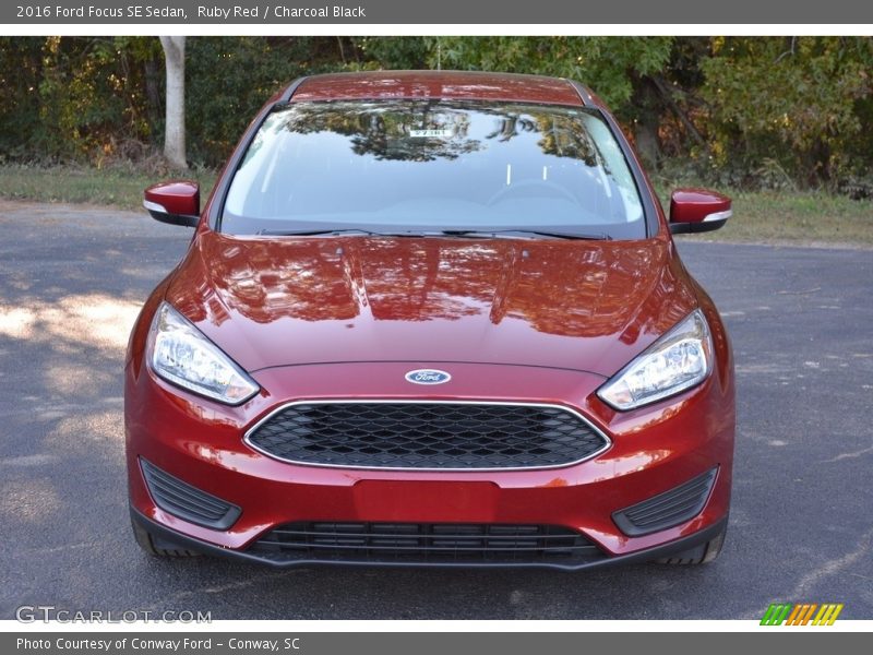 Ruby Red / Charcoal Black 2016 Ford Focus SE Sedan