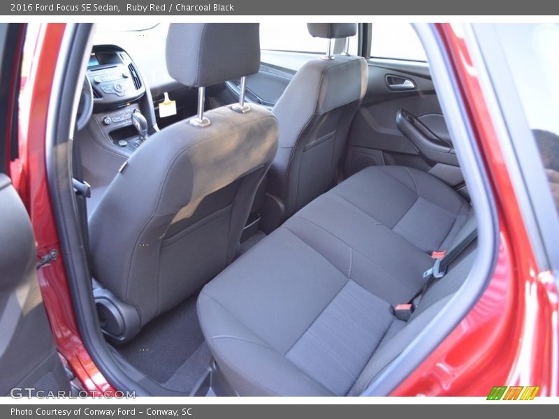 Ruby Red / Charcoal Black 2016 Ford Focus SE Sedan