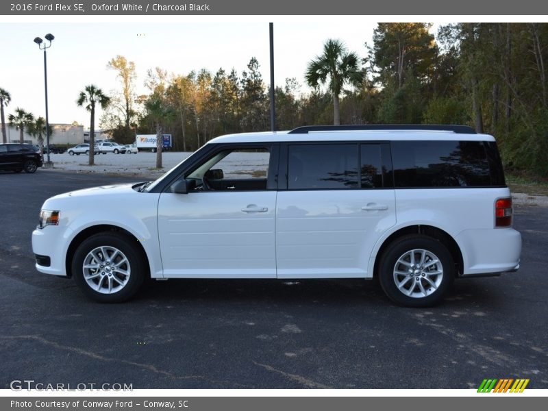 Oxford White / Charcoal Black 2016 Ford Flex SE