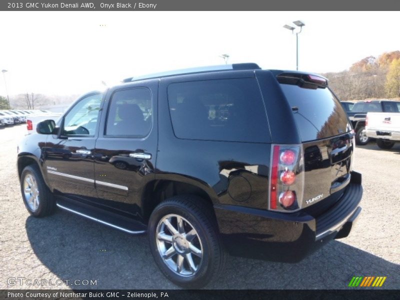 Onyx Black / Ebony 2013 GMC Yukon Denali AWD