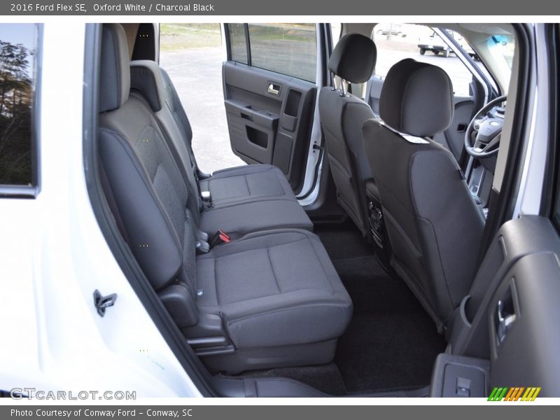 Oxford White / Charcoal Black 2016 Ford Flex SE