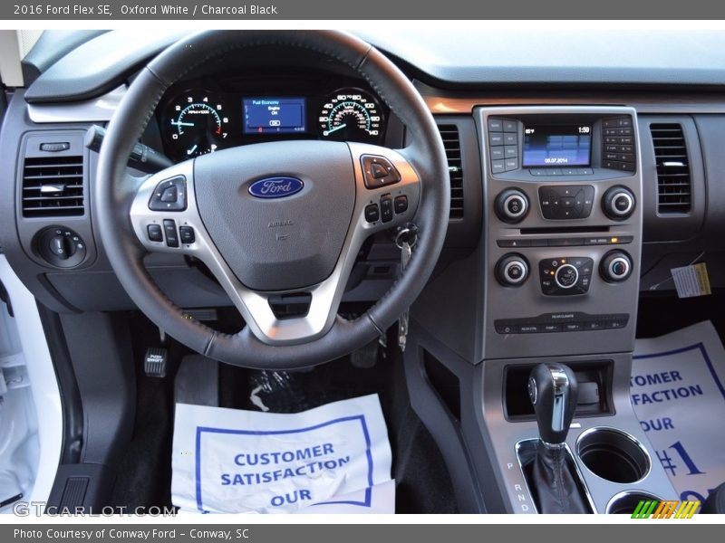 Oxford White / Charcoal Black 2016 Ford Flex SE
