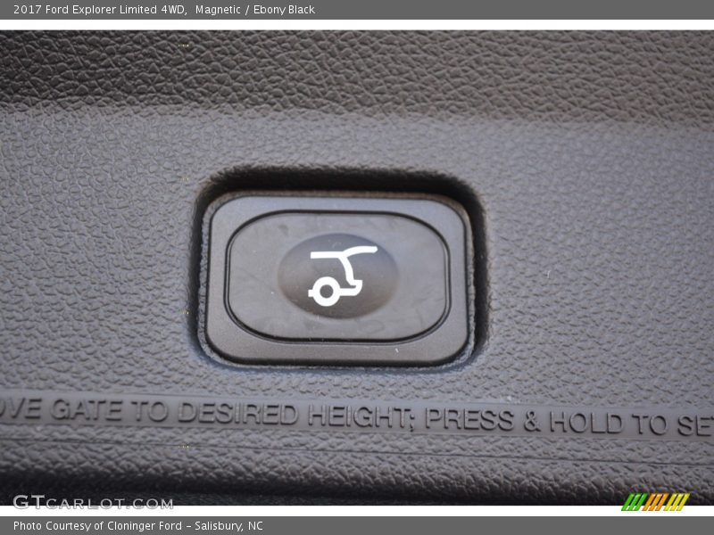 Magnetic / Ebony Black 2017 Ford Explorer Limited 4WD