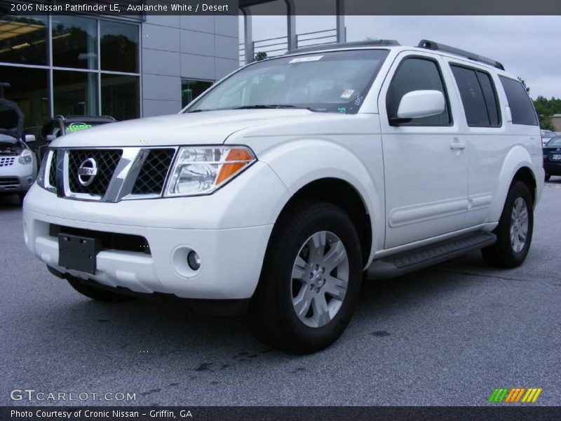 Avalanche White / Desert 2006 Nissan Pathfinder LE