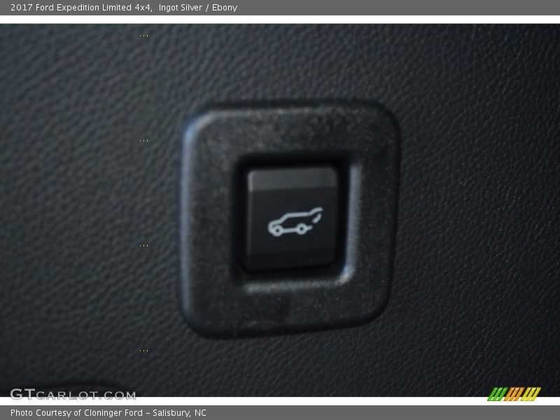 Ingot Silver / Ebony 2017 Ford Expedition Limited 4x4