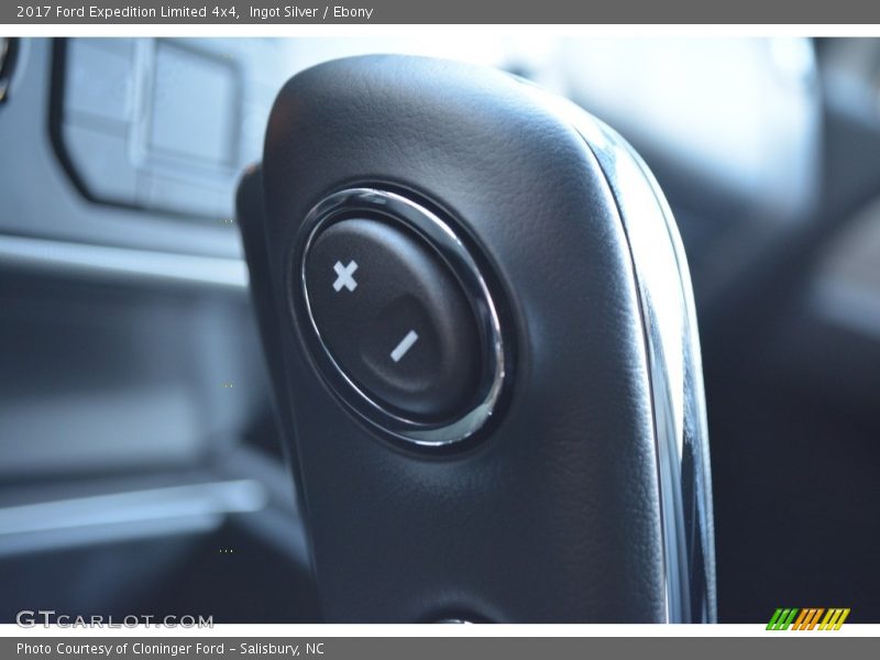 Ingot Silver / Ebony 2017 Ford Expedition Limited 4x4