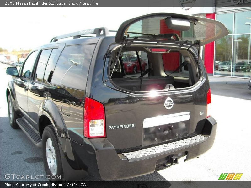 Super Black / Graphite 2006 Nissan Pathfinder SE