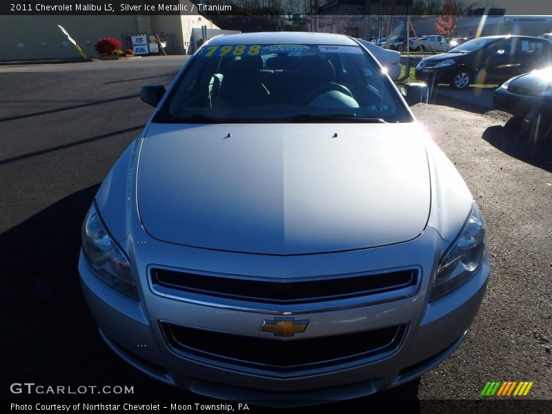 Silver Ice Metallic / Titanium 2011 Chevrolet Malibu LS