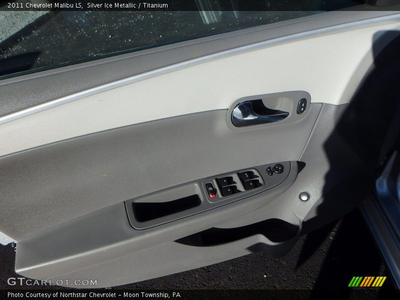 Silver Ice Metallic / Titanium 2011 Chevrolet Malibu LS