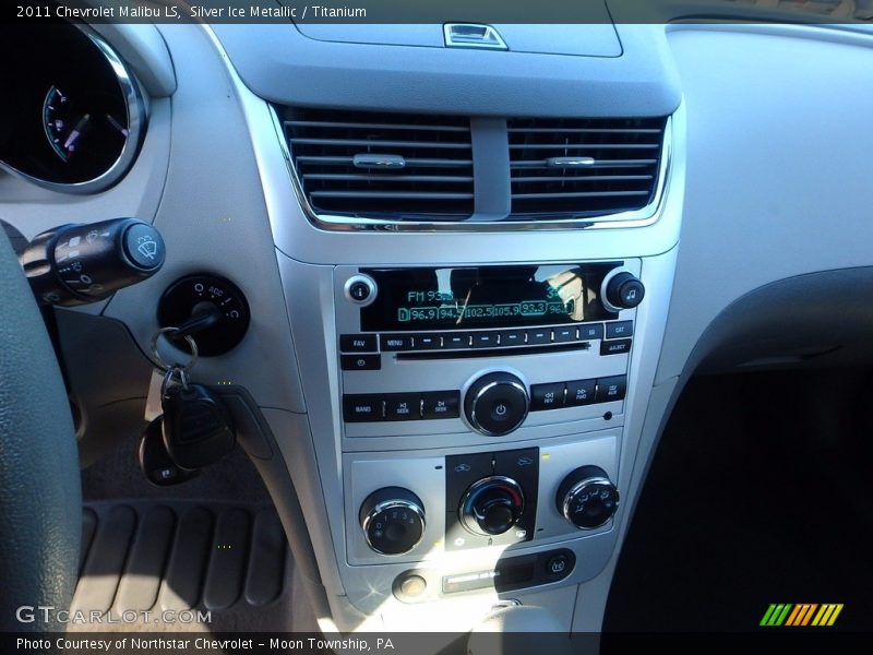 Silver Ice Metallic / Titanium 2011 Chevrolet Malibu LS