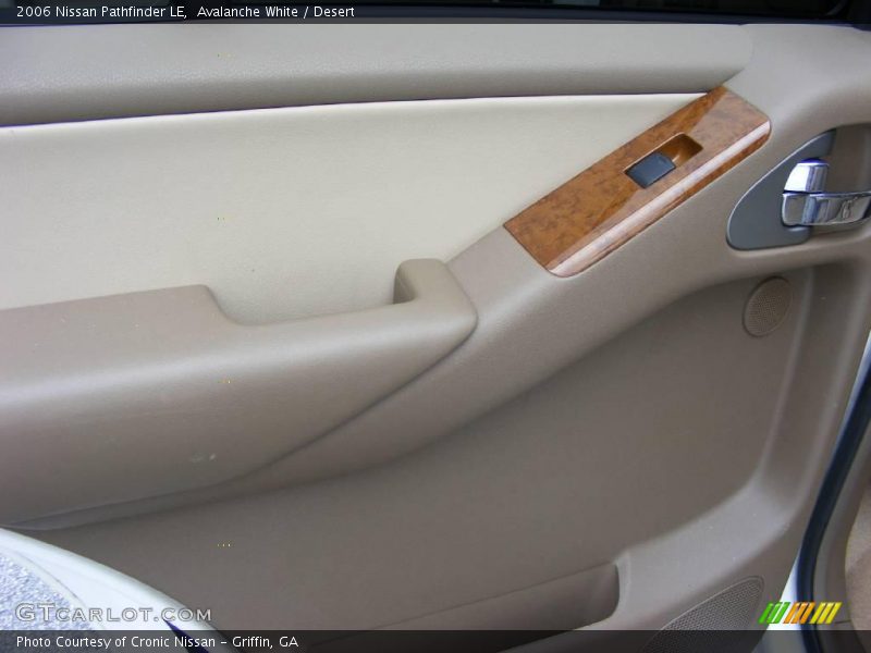 Avalanche White / Desert 2006 Nissan Pathfinder LE