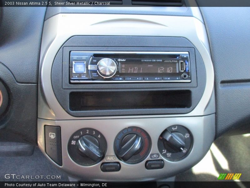 Sheer Silver Metallic / Charcoal 2003 Nissan Altima 2.5 S
