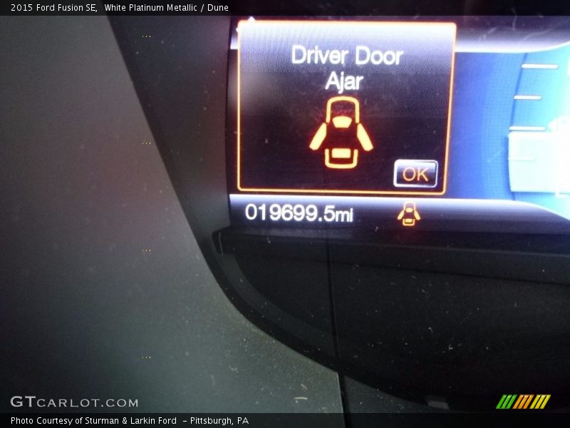 White Platinum Metallic / Dune 2015 Ford Fusion SE